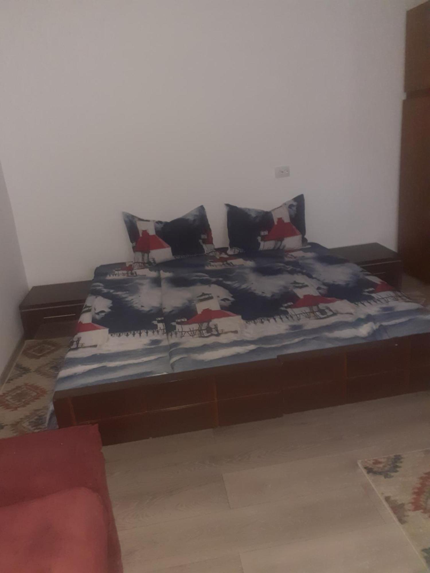 Rover Appartement Cluj-Napoca Buitenkant foto